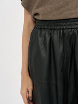 חצאית עור אלברטה