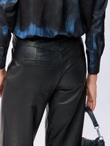 מכנסי עור אמל