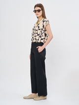 מכנסיים נורה