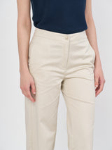 מכנסיים נורה