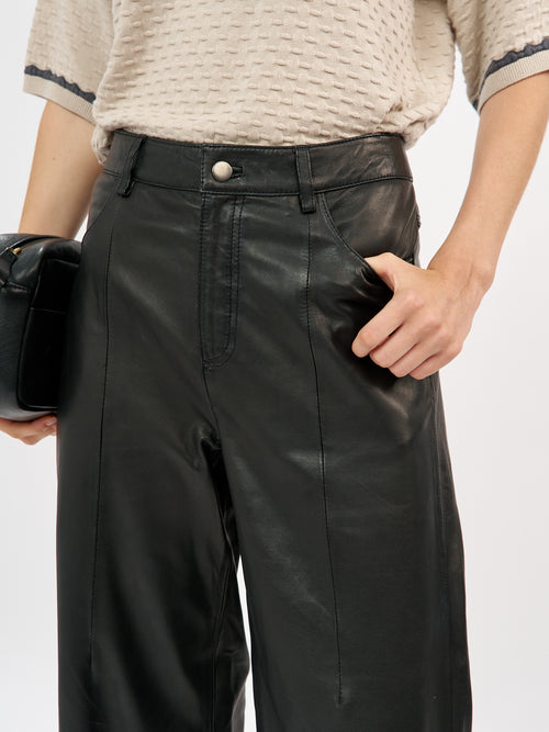 מכנסי עור סאשה