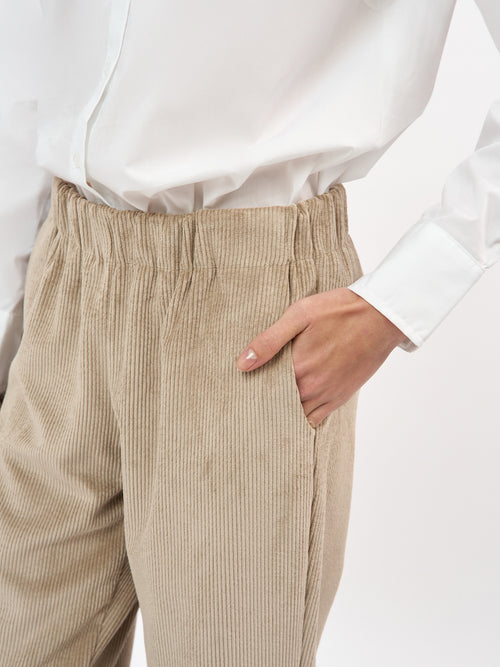 מכנסיים פינו