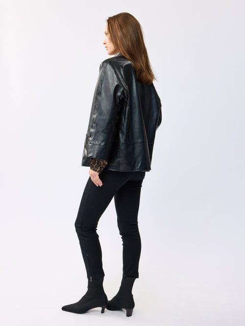 ז'קט עור פרלה