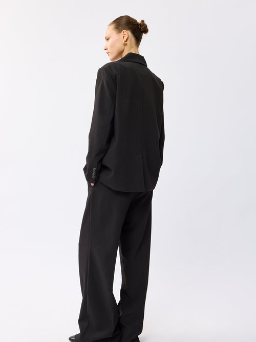 ג'קט אלמירה