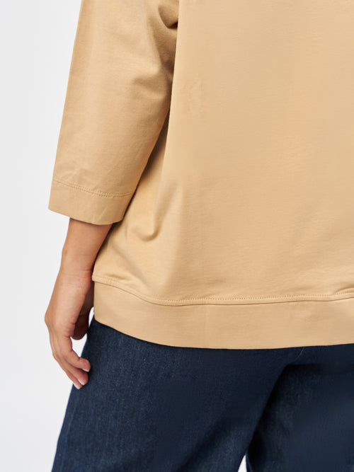 חולצת טי קורינה