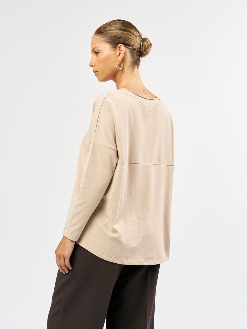 חולצת טי אלאיה